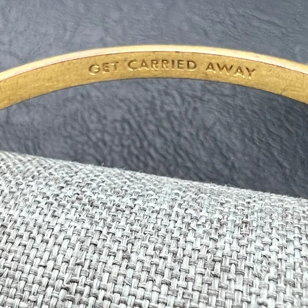 Kate Spade Get Carried Away Bangle OS Gold Multi‎ EXC